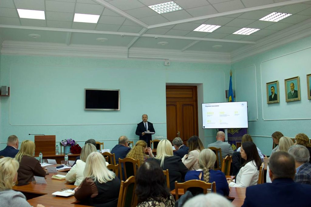 «Результативна стратегія розвитку». В ЦДУ Винниченка відбулось засідання Наглядової ради (ФОТО)